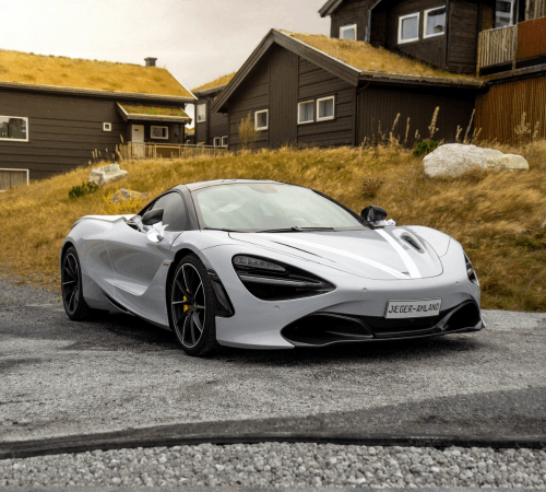 Cars as Mirrors of Cities: Reflections of Daily Life